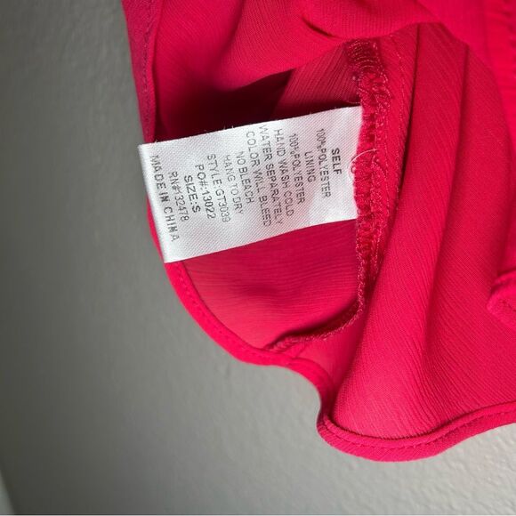 Glam hot pink plunge v neck ruffle top women’s size small - Picture 7 of 7